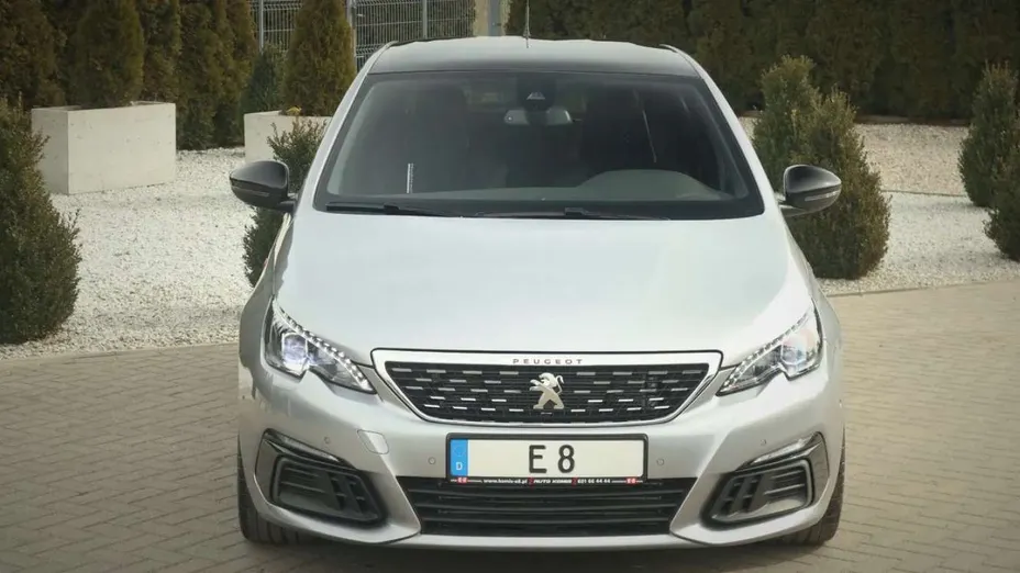 PEUGEOT 308 -