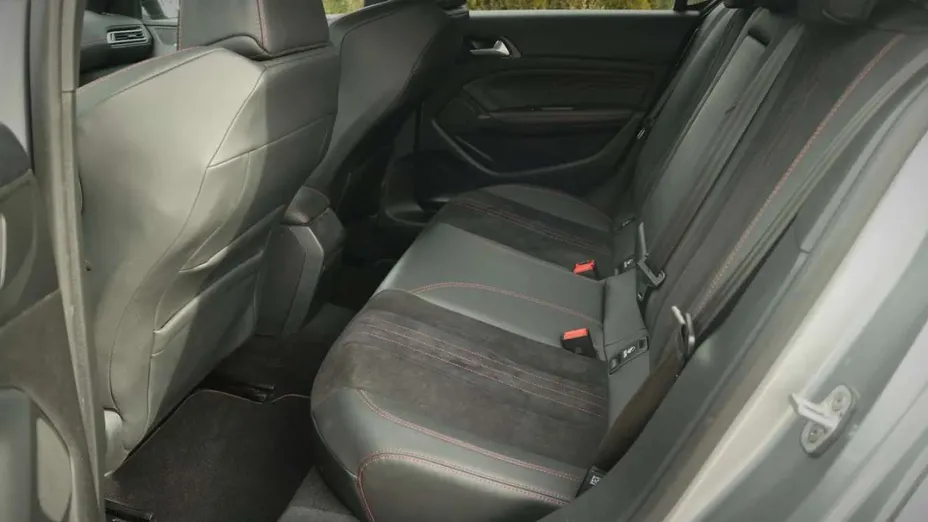 PEUGEOT 308 -