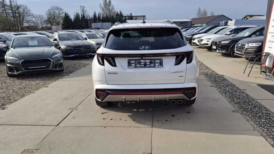 HYUNDAI Tucson -