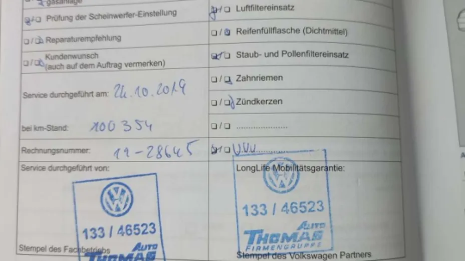 VOLKSWAGEN Passat -