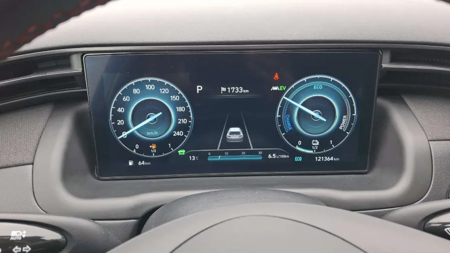 HYUNDAI Tucson -