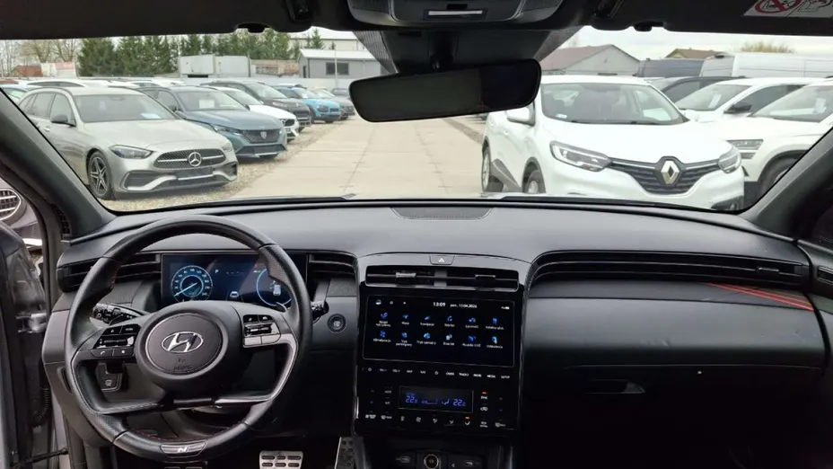 HYUNDAI Tucson -