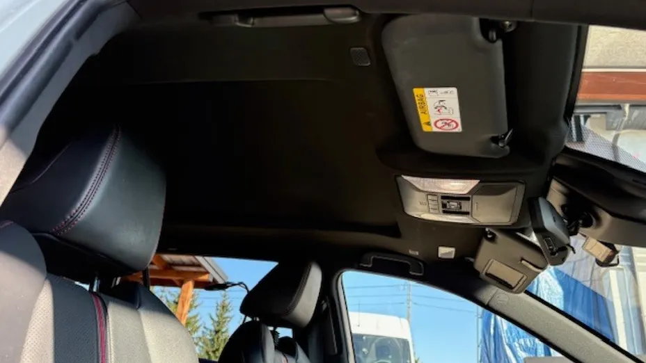 TOYOTA RAV4 -