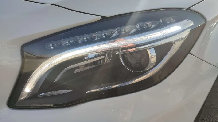 MERCEDES-BENZ GLA -