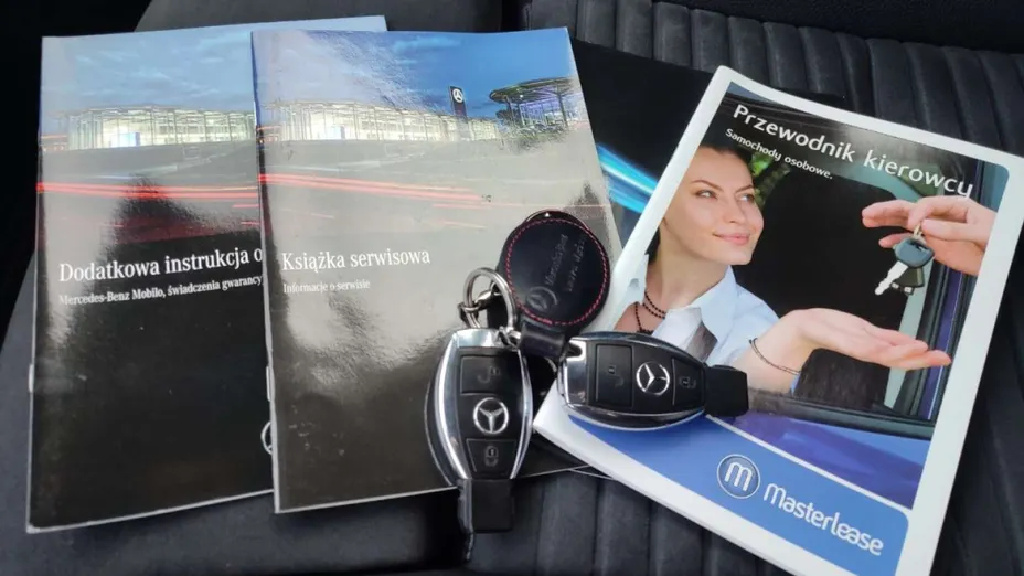MERCEDES-BENZ GLA -