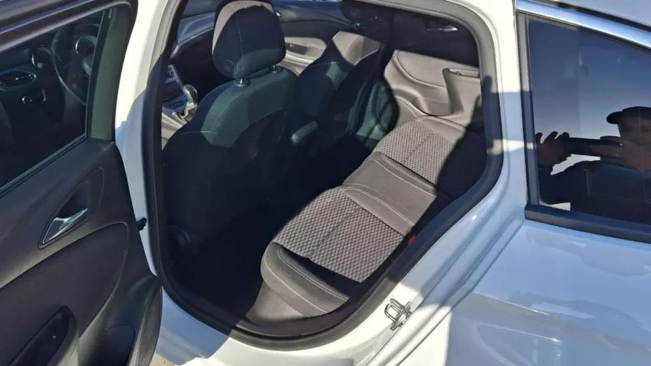 OPEL Astra -