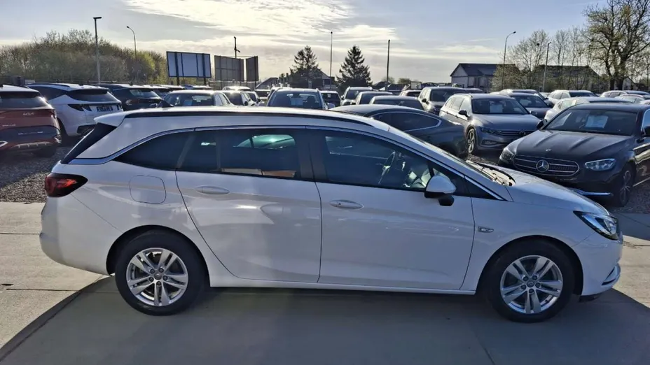OPEL Astra -