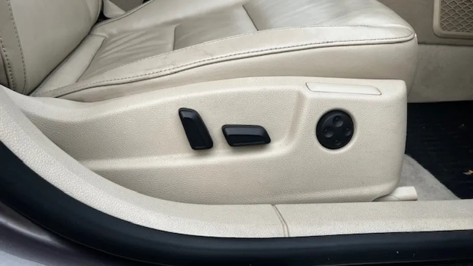 SKODA Superb -
