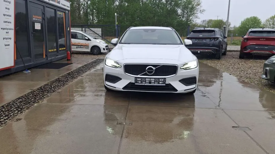 VOLVO V60 -