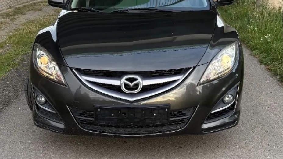 MAZDA 6 -