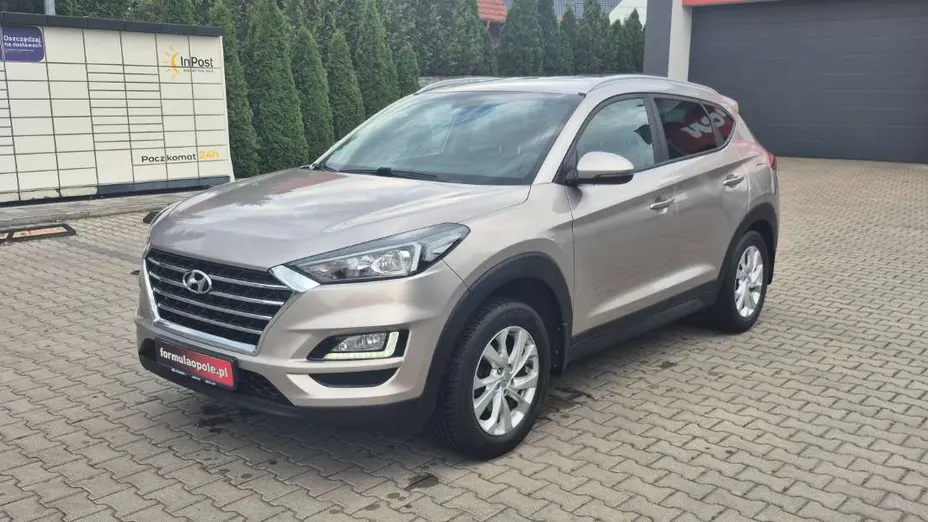 HYUNDAI Tucson -