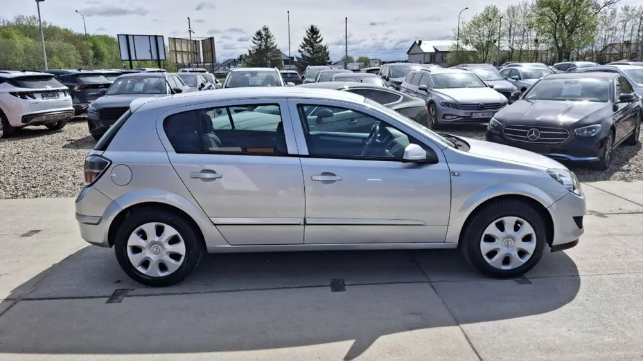OPEL Astra -