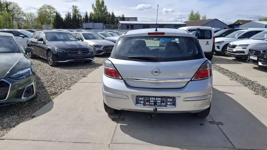 OPEL Astra -