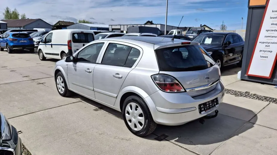 OPEL Astra -