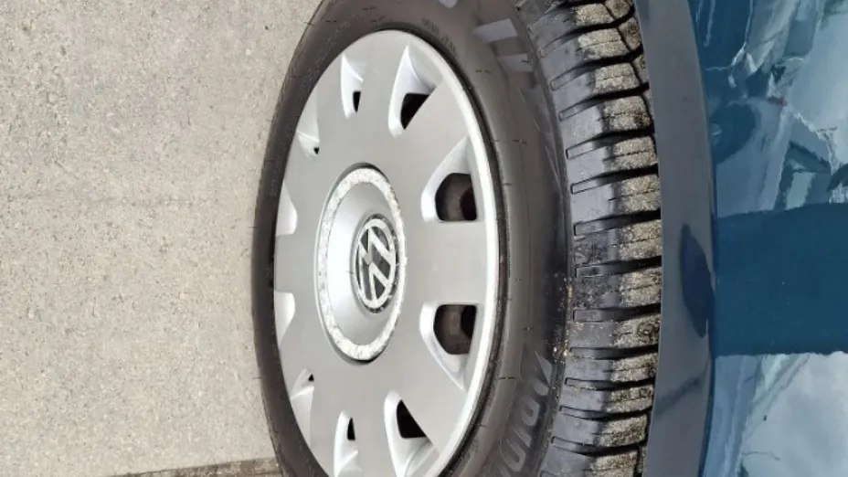 VOLKSWAGEN Passat -