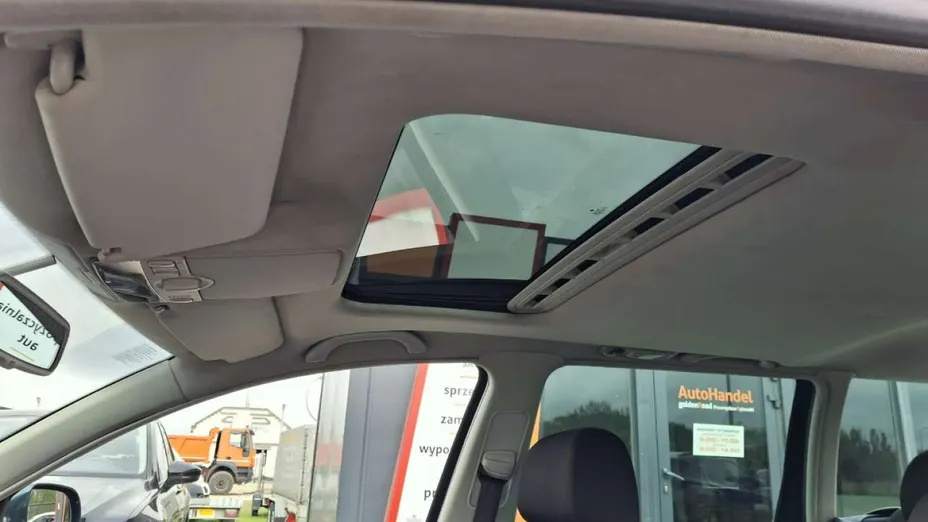 VOLKSWAGEN Passat -
