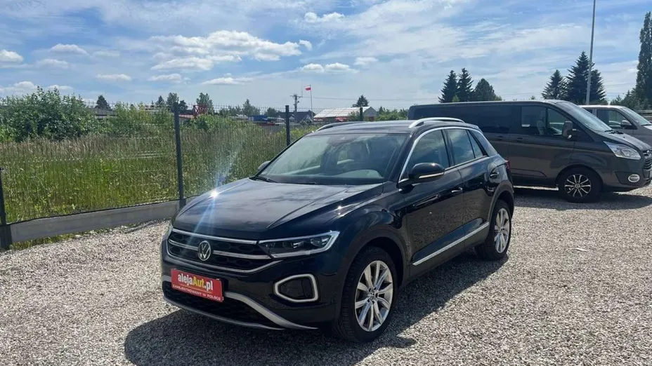 VOLKSWAGEN T-ROC -