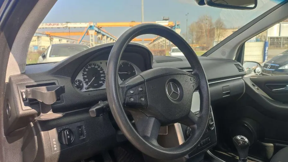 MERCEDES-BENZ B Klasa -