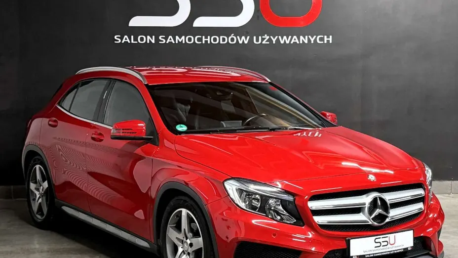 MERCEDES-BENZ GLA -