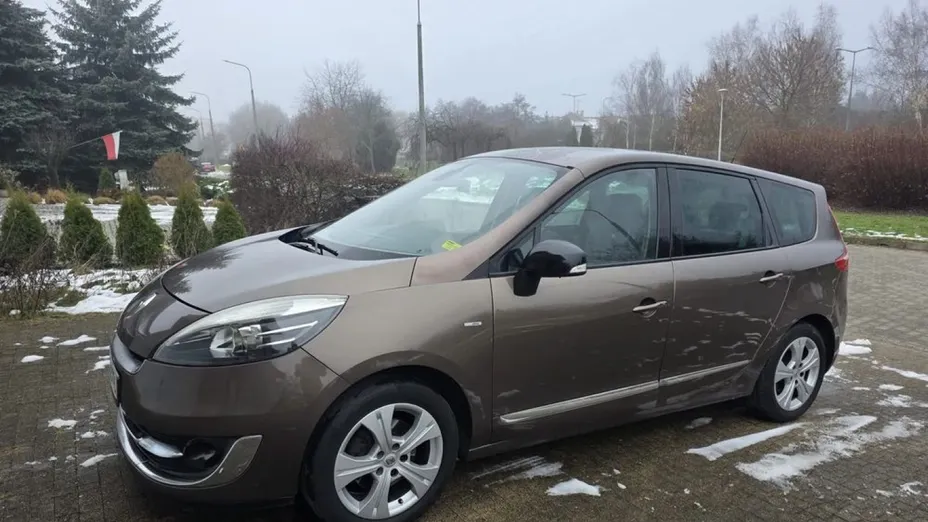 RENAULT Grand Scenic -