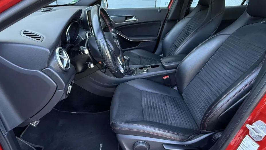MERCEDES-BENZ GLA -