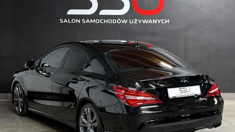 MERCEDES-BENZ CLA -