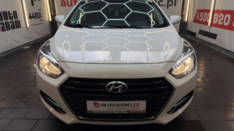 HYUNDAI i40 -