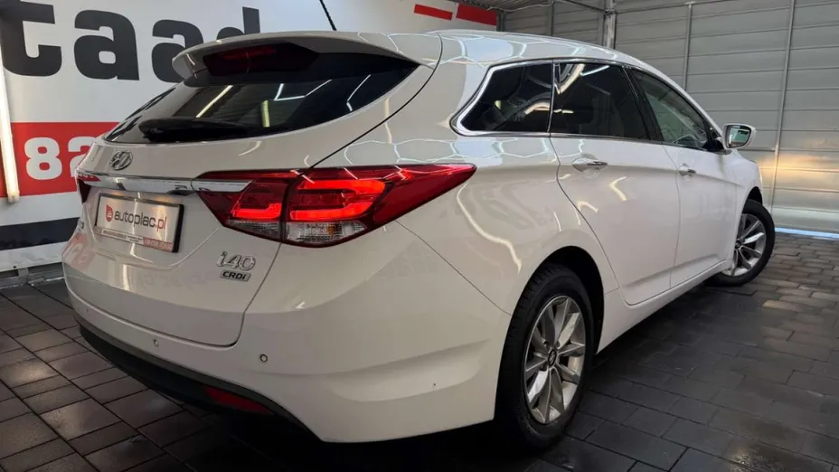 HYUNDAI i40 -