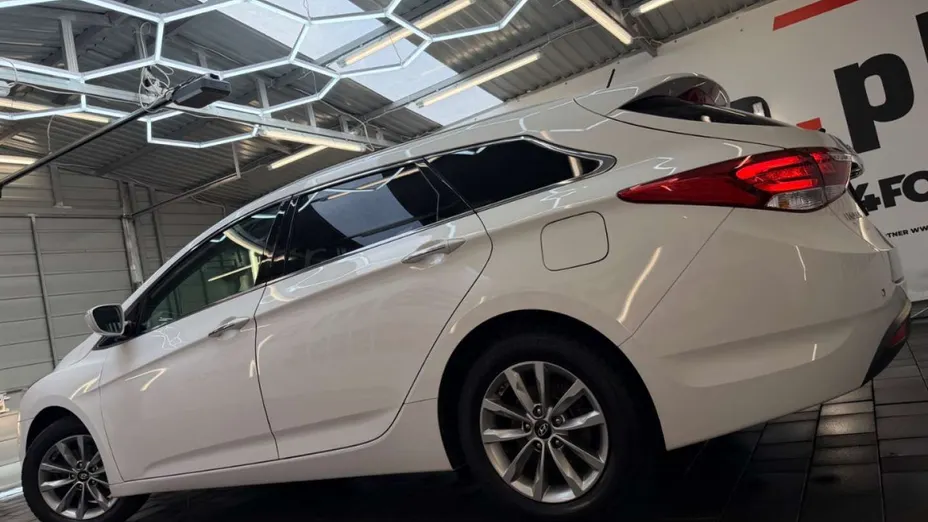 HYUNDAI i40 -