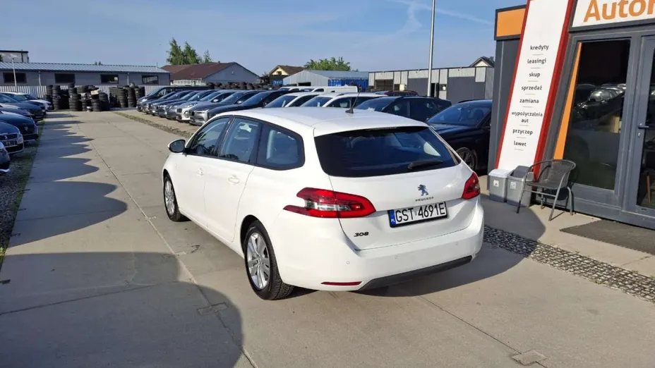 PEUGEOT 308 -
