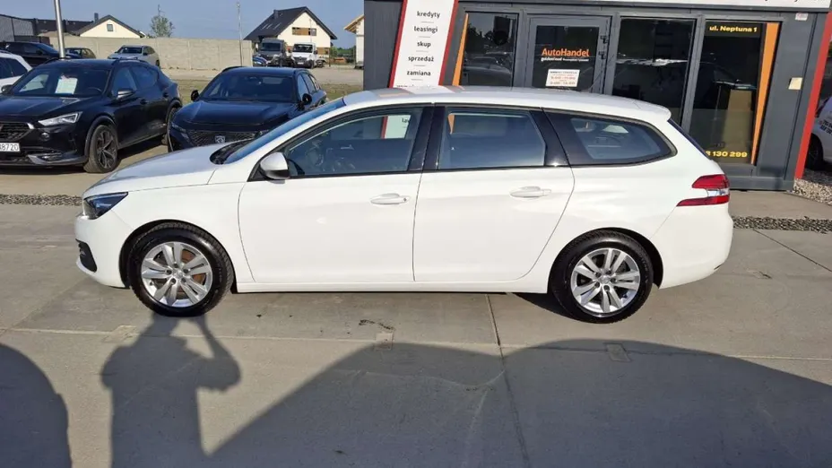 PEUGEOT 308 -