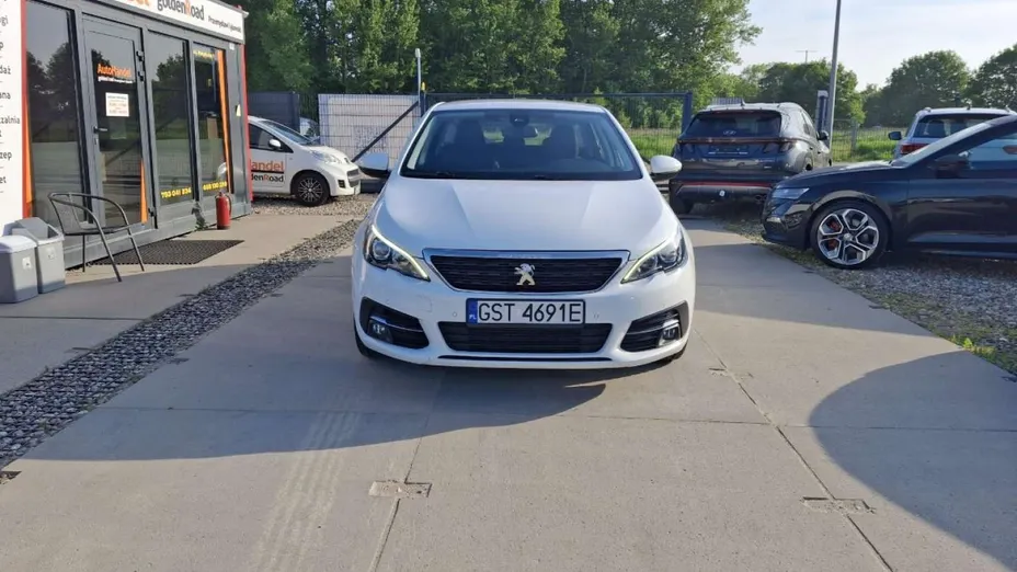 PEUGEOT 308 -