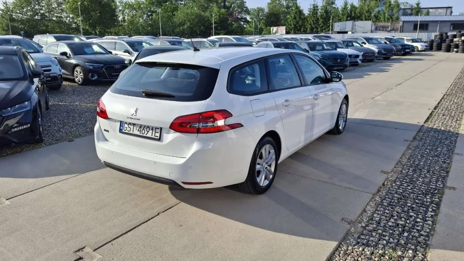 PEUGEOT 308 -