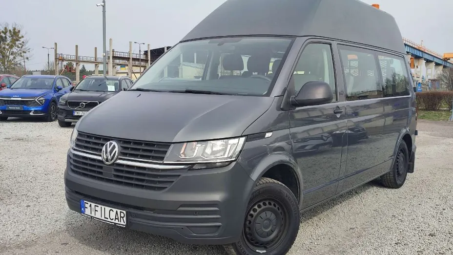 VOLKSWAGEN Transporter -