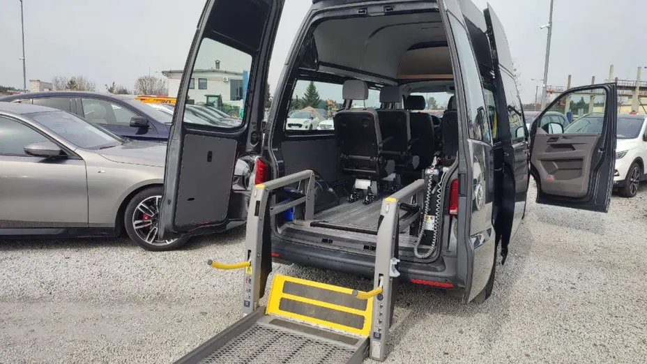 VOLKSWAGEN Transporter -