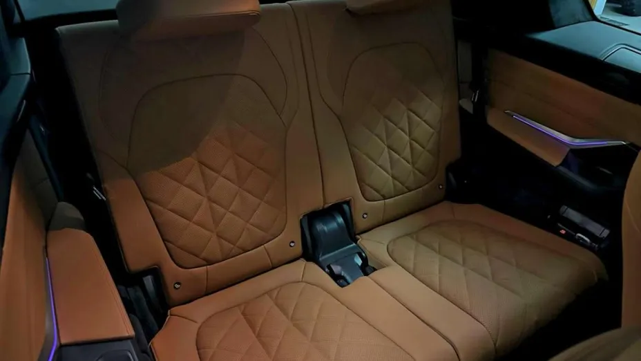 BMW X7 -