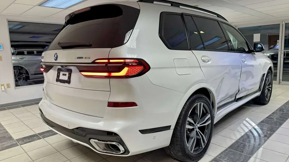 BMW X7 -