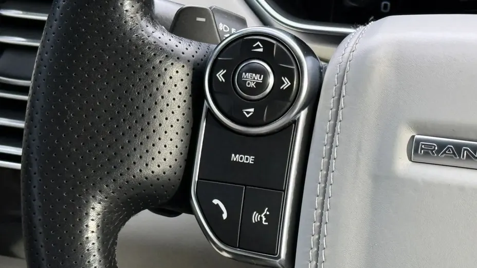 LAND ROVER Range Rover -