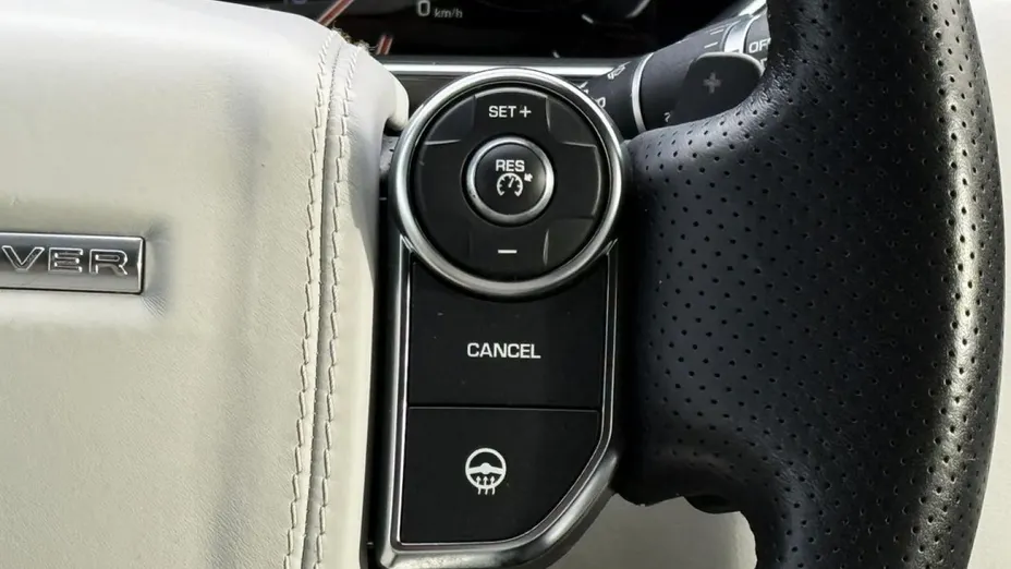 LAND ROVER Range Rover -