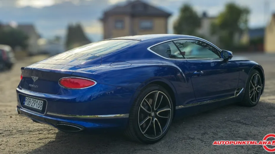 BENTLEY Continental -