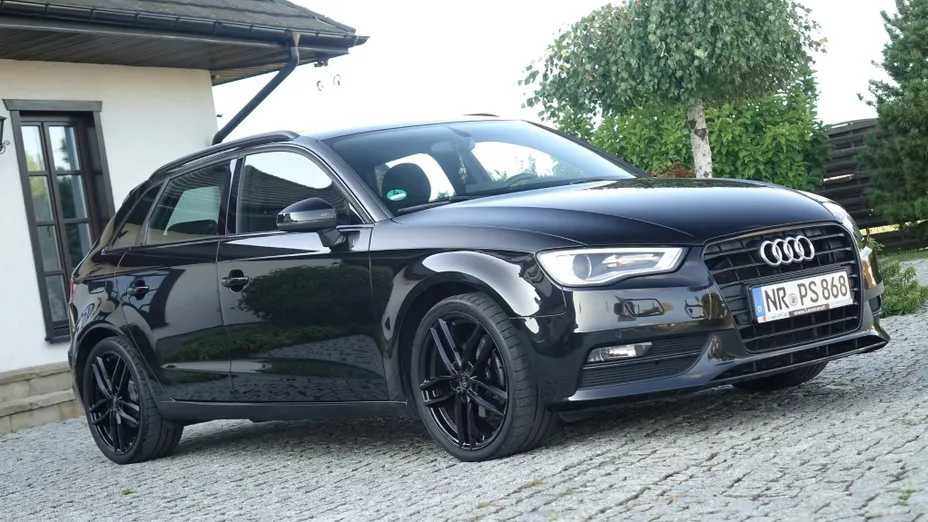 AUDI A3 Sportback -