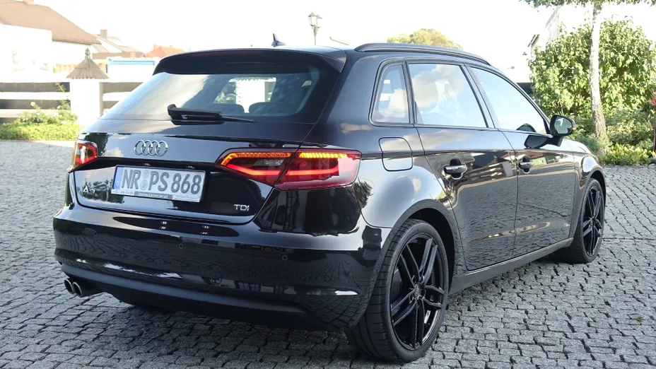AUDI A3 Sportback -