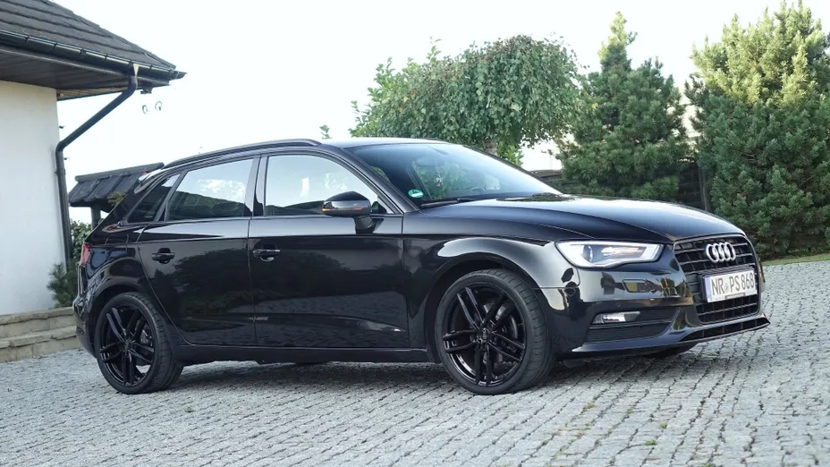 AUDI A3 Sportback -