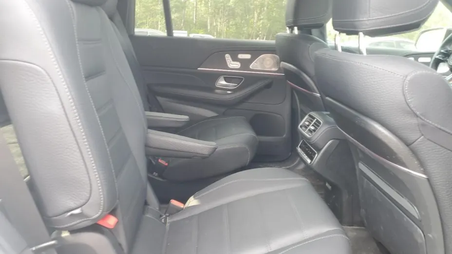 MERCEDES-BENZ GLS -