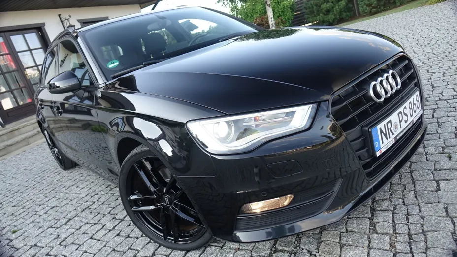 AUDI A3 Sportback -