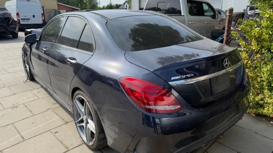 MERCEDES-BENZ C Klasa -
