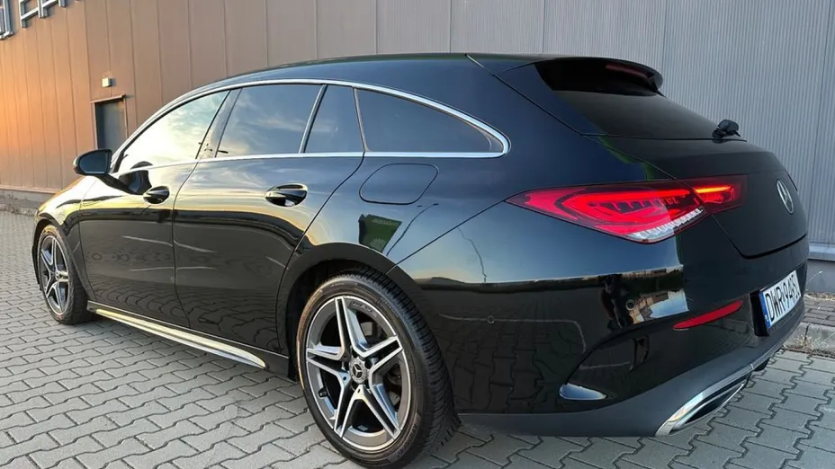 MERCEDES-BENZ CLA -