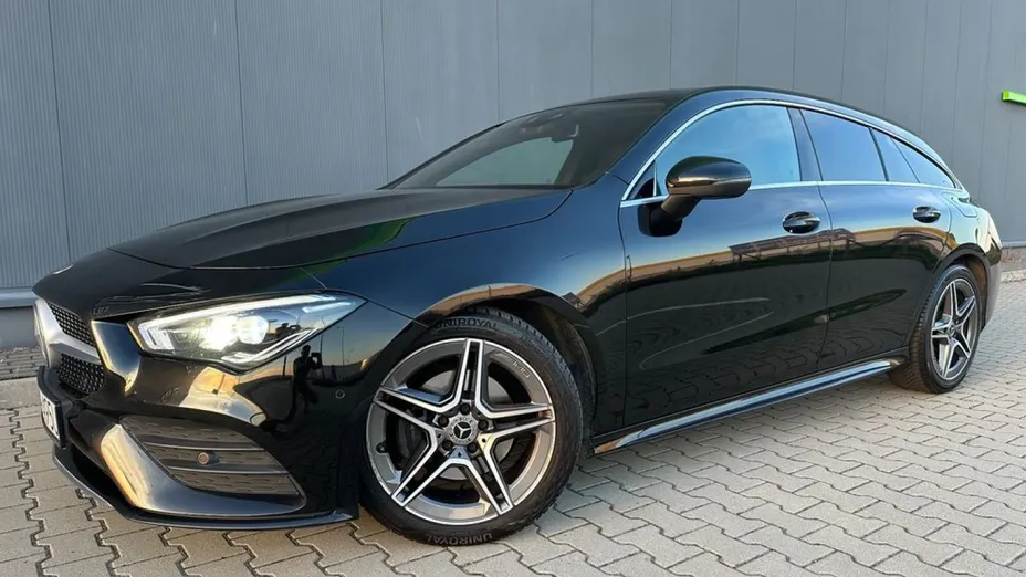MERCEDES-BENZ CLA -