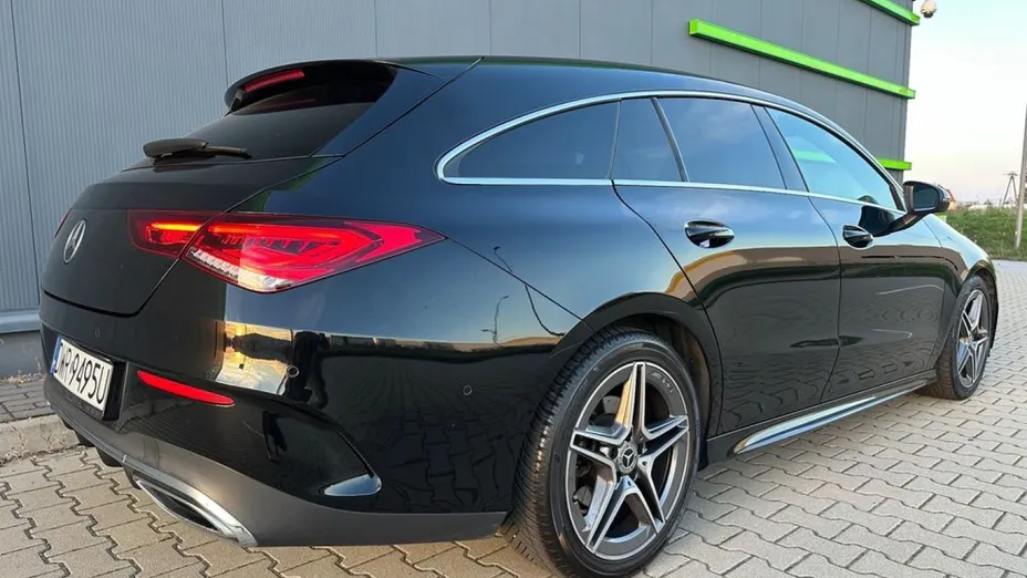 MERCEDES-BENZ CLA -