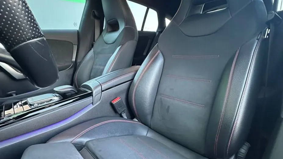 MERCEDES-BENZ CLA -
